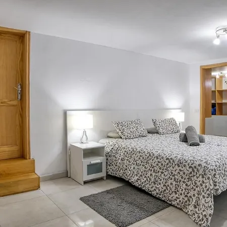 Etna-near Playa Flamingo Apartment Playa Blanca (Lanzarote)